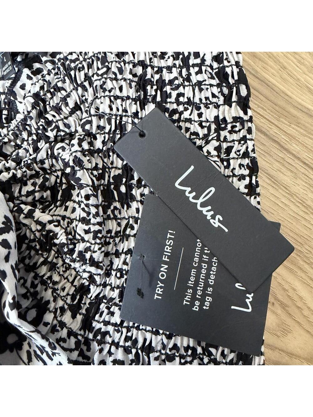 NWT Lulus Black White Floral Leopard Smocked Crop Top Tie Strap Ruffle L - Picture 7 of 7